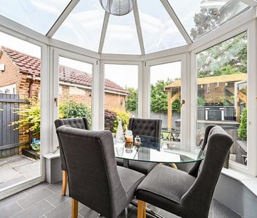 3 bedroom detached house to rent - Photo 3