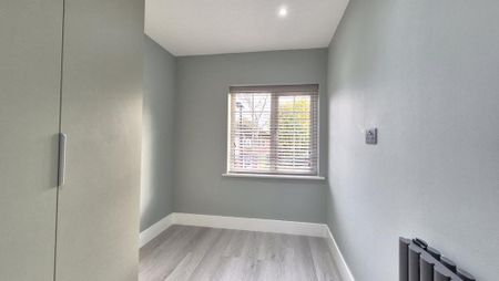 3 bedroom terraced house to rent - Photo 2