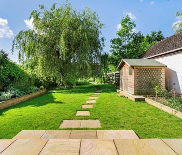 4 bedroom semi-detached house to rent - Photo 5