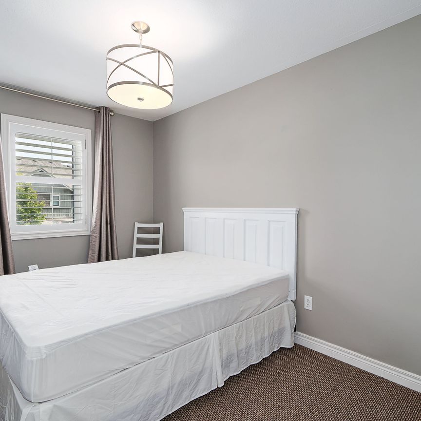 For Lease - 35 Silver Glen Boulevard, Collingwood, Ontario - Photo 1