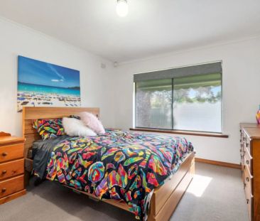 Updated Two Bedroom Unit Only Minutes from Grange Beach - Photo 6
