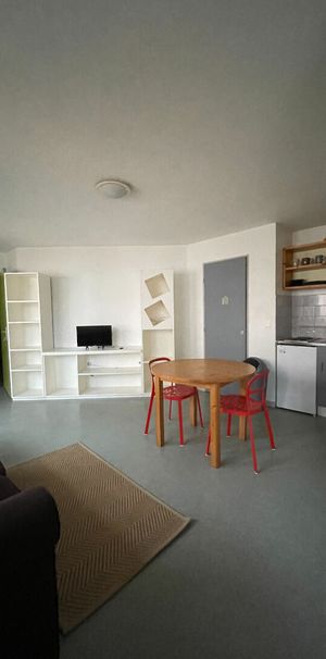 Location Appartement 1 pièce 32m² - Photo 1