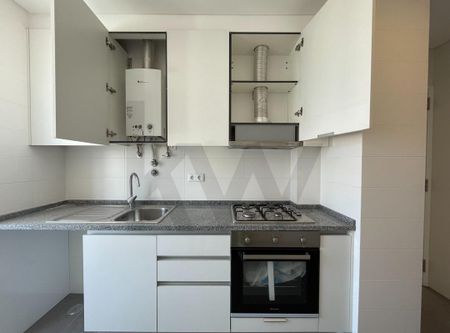 LISBOA, Lisbon - Photo 2