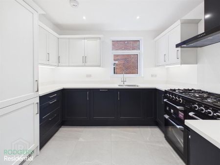 3 Marine Parade, Holywood, BT18 9HY - Photo 5