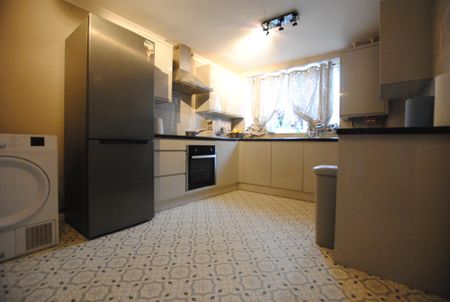 Wells Park Road, London - Photo 5