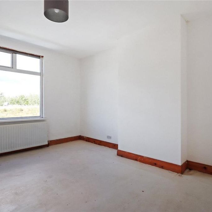 2 bedroom end of terrace house to rent - Photo 1