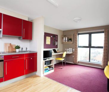 1 Bed Flat - Photo 5