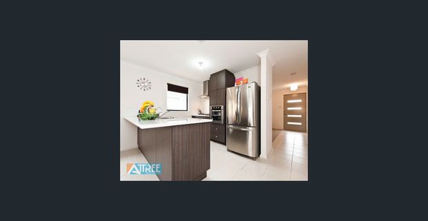 LOW-MAINTENANCE LIVING IN A PRIME SOUTHERN RIVER LOCATION - Photo 1