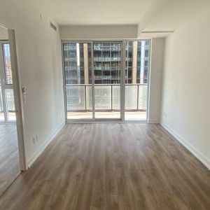 One Bedroom Condo Near Eaton Centre, TMU - Photo 2