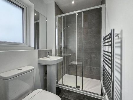 2 bedroom terraced house to rent - Photo 5