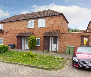 Neath Hill - A Centrally Located Bed Maisonette With Garage, MK14 - Photo 5