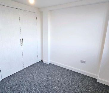Victoria Drive, Eastbourne | One-Bedroom Flat - Photo 2