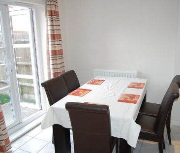 4 bedroom townhouse to rent - Photo 4