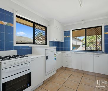 Charming 4-Bedroom Property in Kallangur - Photo 5