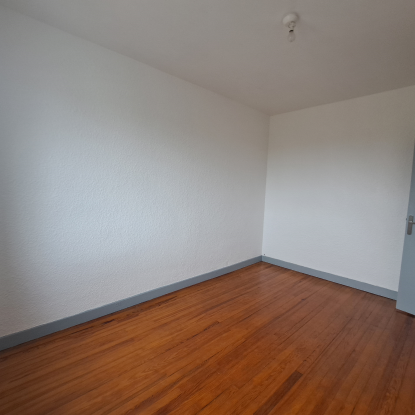 Appartement À Louer 3 Pièces , 70 M² - Photo 1