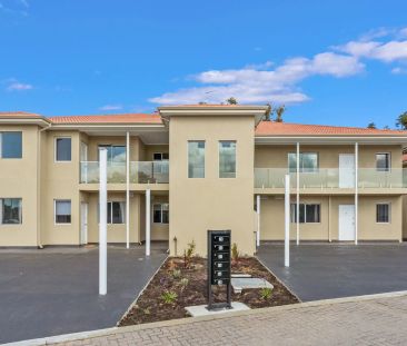 Brand New 2-Bedroom, 2-Bathroom Home - Modern Living by the River i... - Photo 5