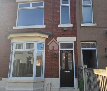 3 bedroom semi-detached house to rent - Photo 6