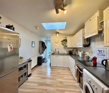 2 bedroom terraced house to rent - Photo 5