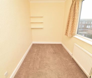 Cross Queen Street, Normanton - Photo 3