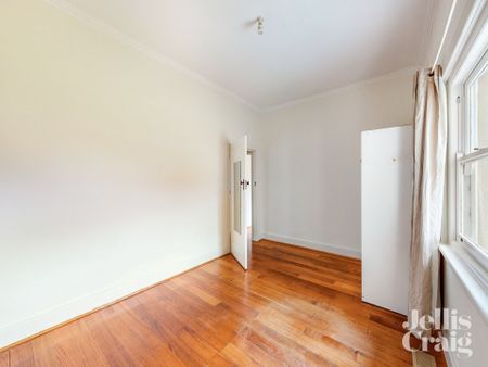 12 Higgins Road, Bentleigh - Photo 5