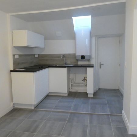 Location Appartement 2 pièces 30m² FONTAINEBLEAU 77300 - Photo 3