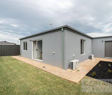 3 Montare Road, Truganina, Vic 3029 - Photo 4
