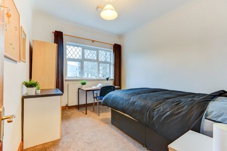 Room in a Shared House, The Upper Drive, BN3 - Photo 5