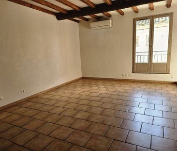 Location Appartement 2 pièces 45m² ARLES 13200 - Photo 4