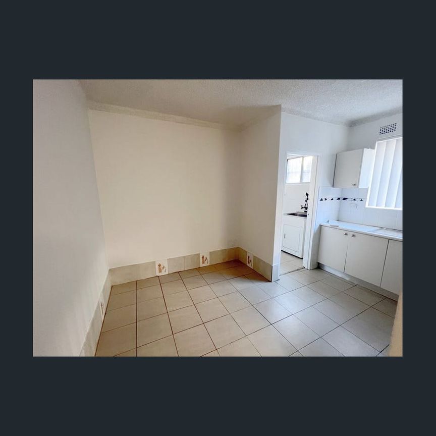 Renovated Ground Floor Unit - Photo 1