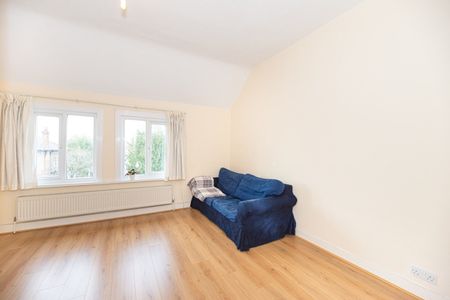 1 Bed Flat, Saint Mary's Road, W5 - Photo 2