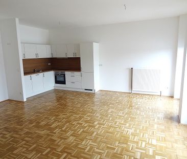 Gemütliche und geräumige Mietwohnung mit neuer Küche und großem Woh... - Photo 6