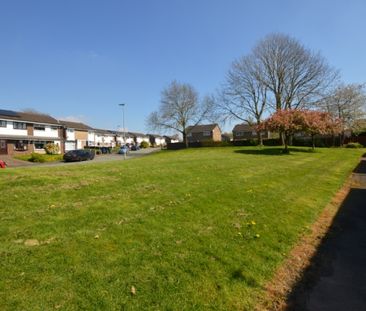 2 Bedroom Semi-Detached House - Photo 5