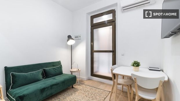 madrid, Community of Madrid 28014 - Foto 1