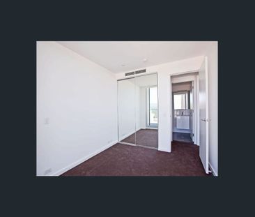 Ninth Floor City Living - Photo 3