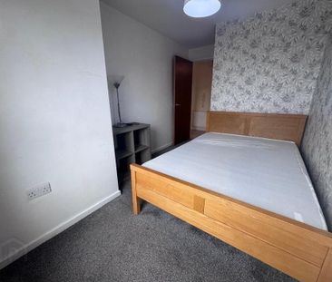 Apt 13, College Gate, Belfast, BT1 6AS - Photo 6