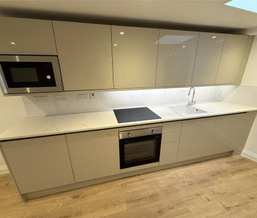 1 bedroom apartment to rent - Photo 2