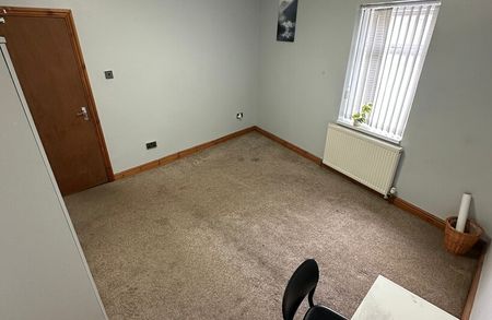 Claughton Road, Dudley, DY2 7EA - Photo 2