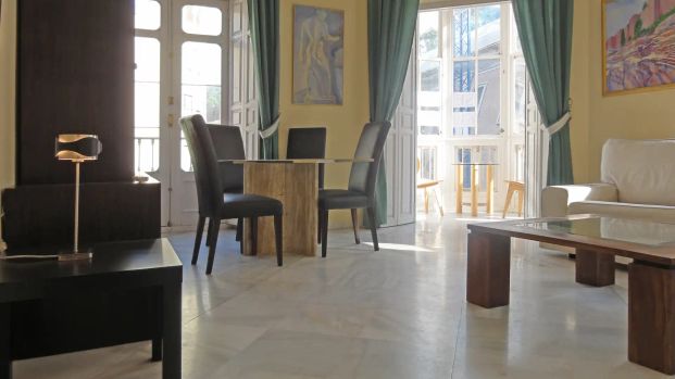 Piso de alquiler en Calle Císter, Centro Histórico - Photo 1