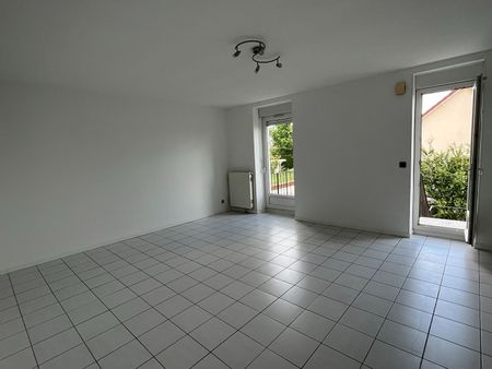 Location Appartement 4 pièces 72m² - Photo 4