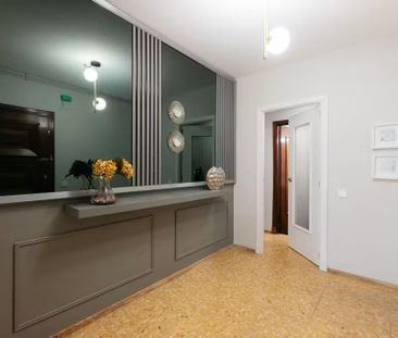 Calle Colón, Valencia, Valencian Community 46004 - Photo 6