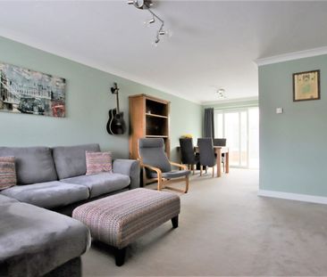 3 Bedroom Semi Detached House - Photo 6