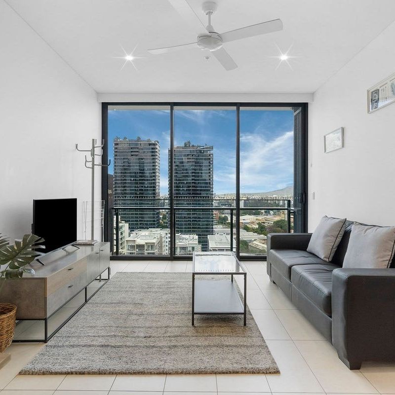 ELEVATED INNER-CITY LIVING | BRISBANE CASINO TOWERS, SOUTH BRISBANE - Photo 1