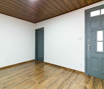 Casa para alugar com 70m², 1 quarto e sem vaga - Foto 1