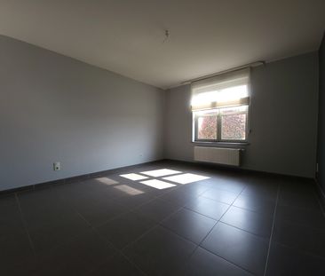 Zéér ruim appartement met garage - Photo 6