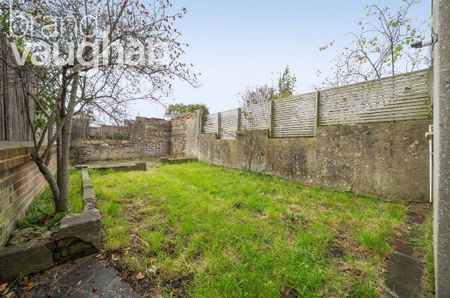 4 bedroom terraced house to rent - Photo 3