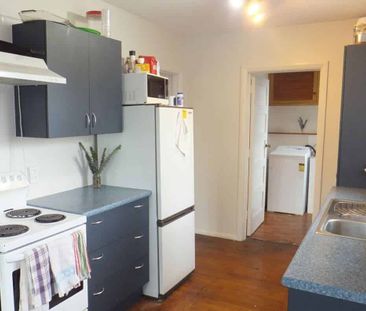 Lovely three bedroom home plus sleepout - Photo 4