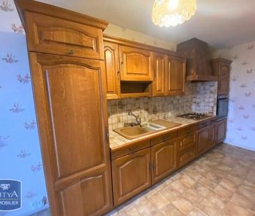 Location Appartement 4 pièces 86m² CHATEAUROUX 36000 - Photo 4