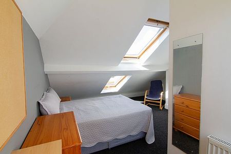 19 Siward Street - Photo 3