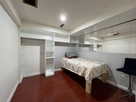 For Lease - 3281 Martins Pine Crescent, Mississauga, Ontario - Photo 3