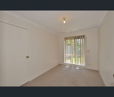 6 Manila Place, Warnbro, WA 6169 - Photo 3